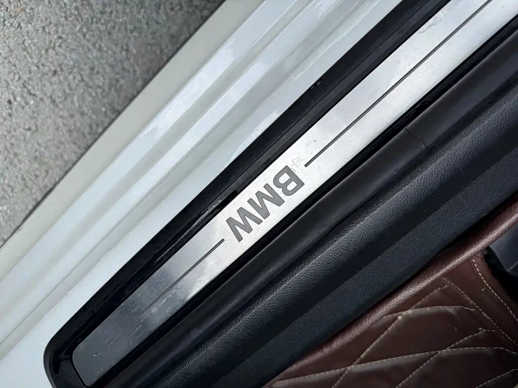 BMW i3 — миниатюра 10