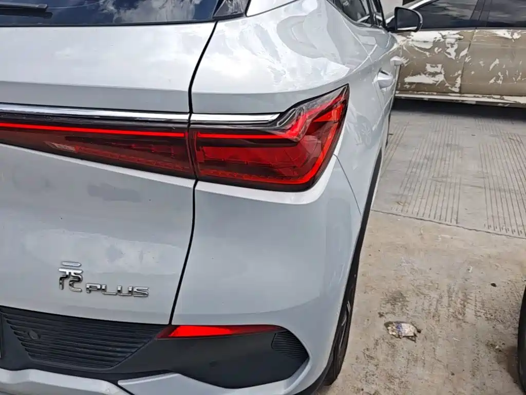 BYD Yuan Plus — миниатюра 8