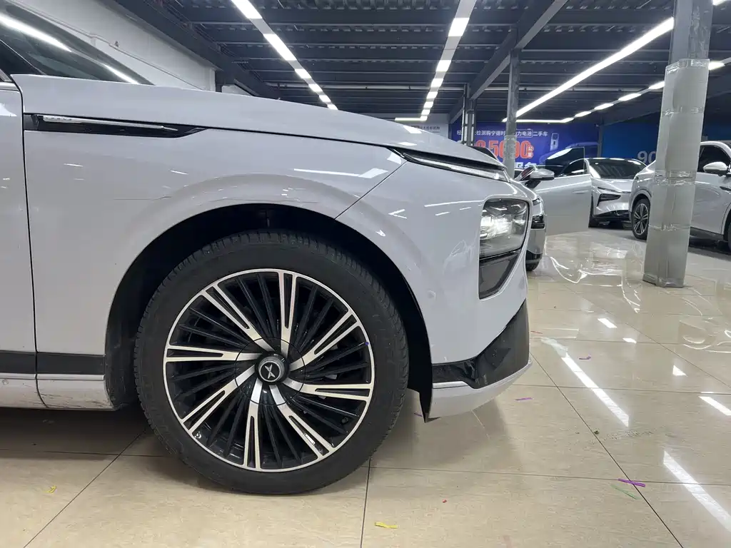 XPeng G9 — миниатюра 4