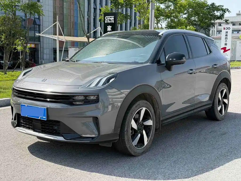 Купить Lynk & Co 06