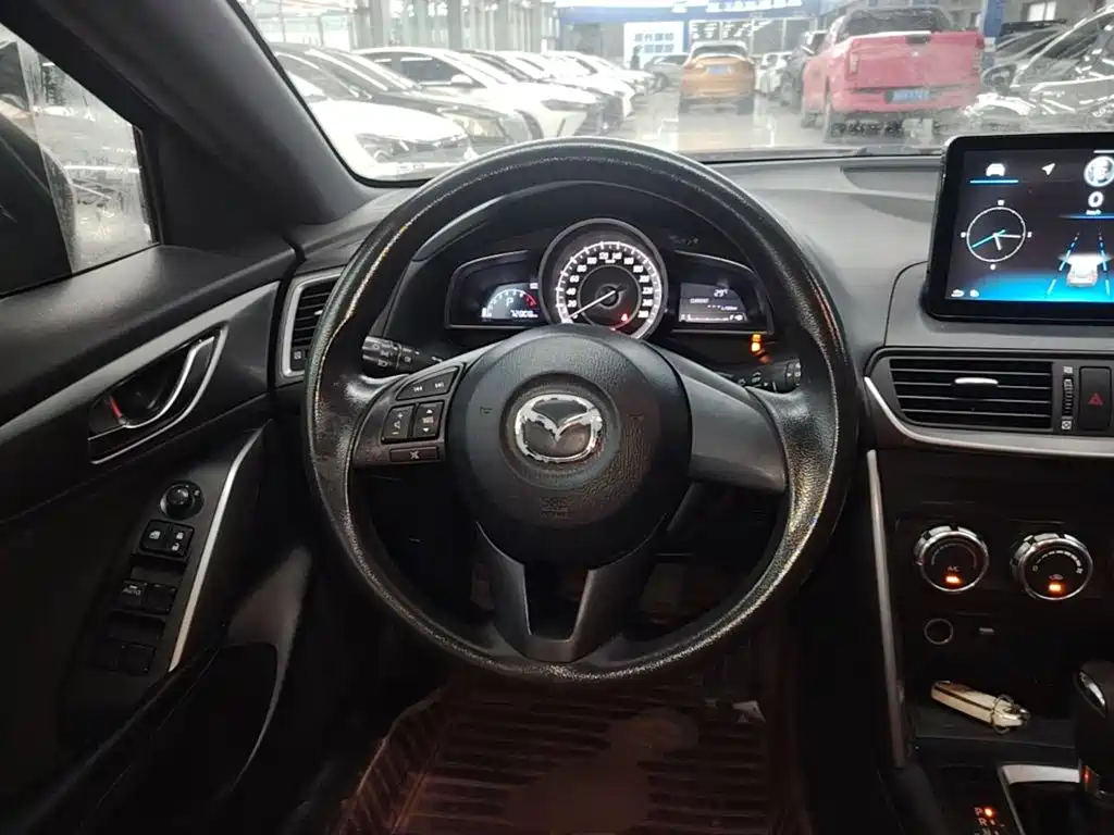 Mazda CX-4 — миниатюра 11