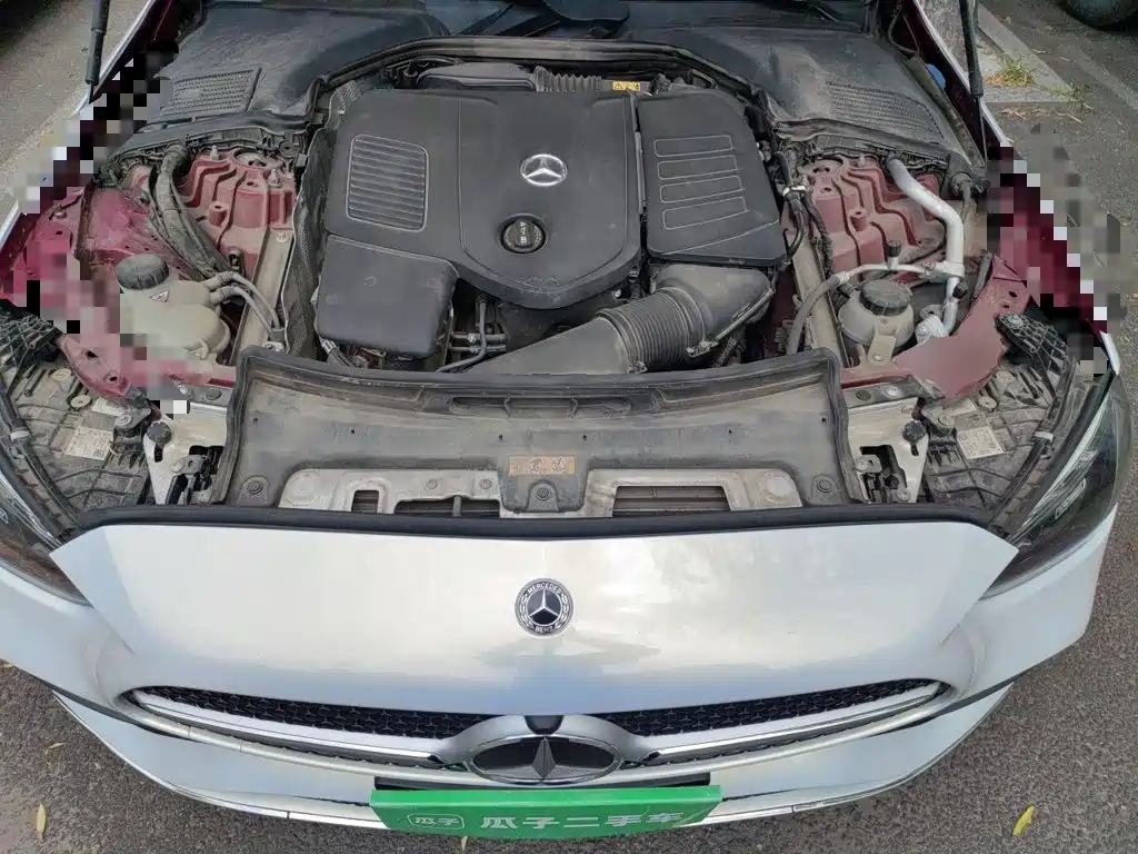 Mercedes-Benz C-Class — миниатюра 11