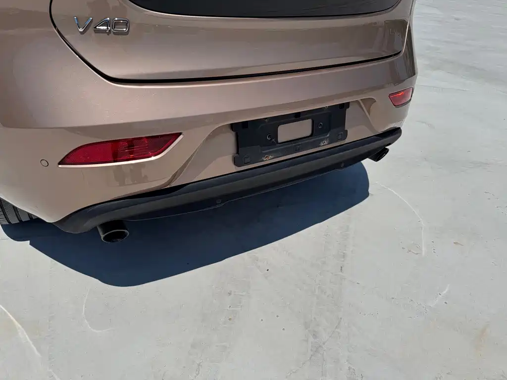 Volvo V40 — миниатюра 19