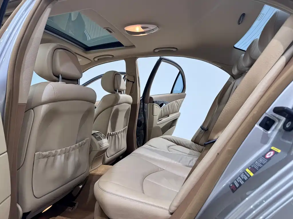 Mercedes-Benz E-Class E 2008 E 230 Fashion