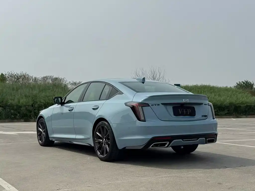 Cadillac CT5 — миниатюра 6