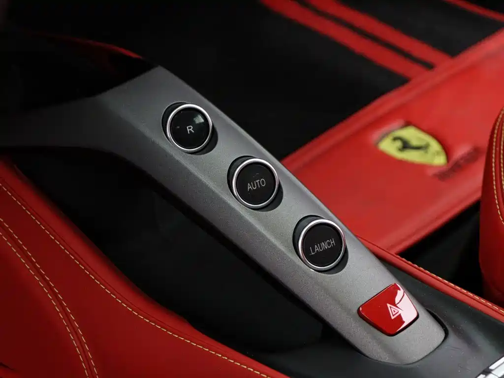 Ferrari 488 — миниатюра 7