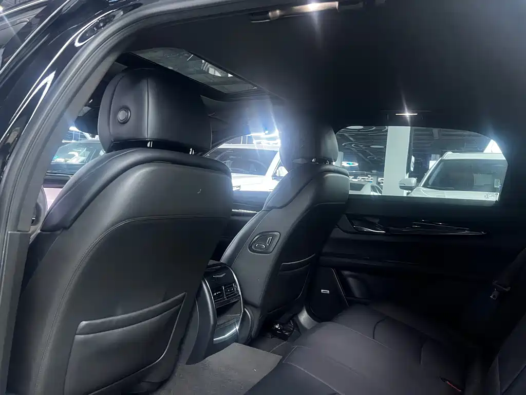 Cadillac CT6 — миниатюра 8