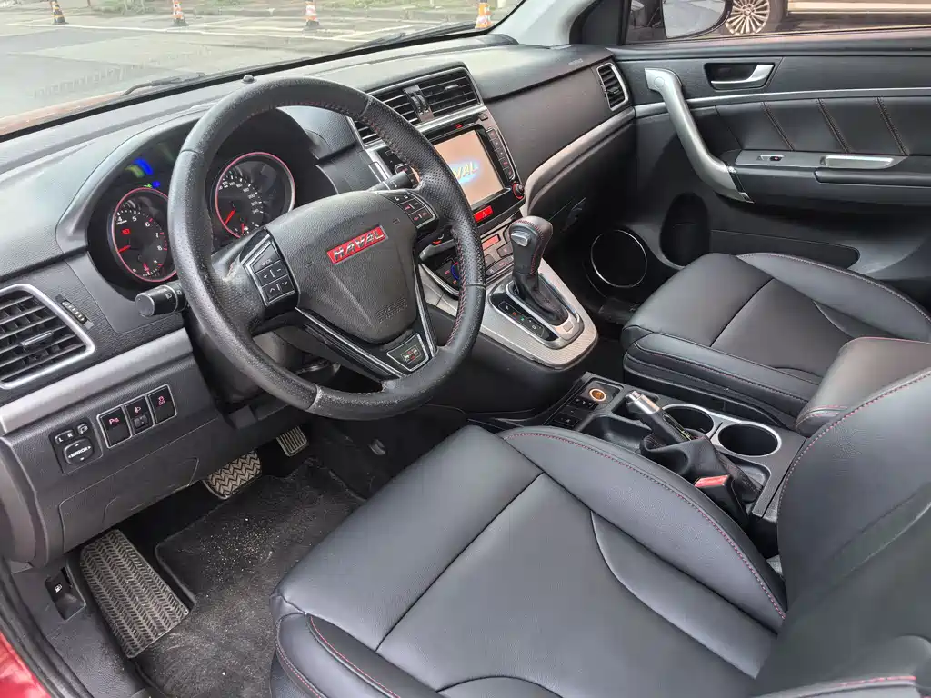 Haval H6 2015 Sport 1.5T AT Luxury