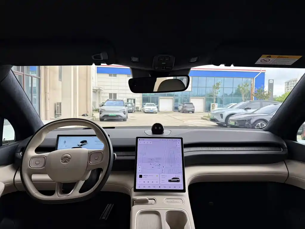 NIO ES6 — миниатюра 9