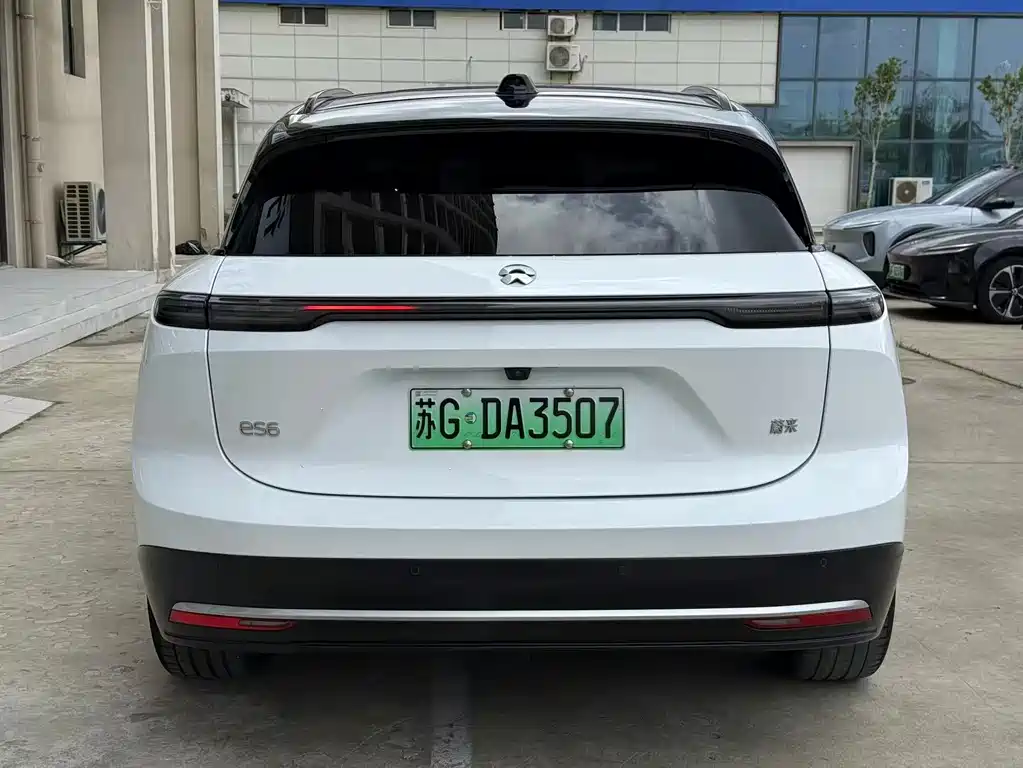 NIO ES6 — миниатюра 14