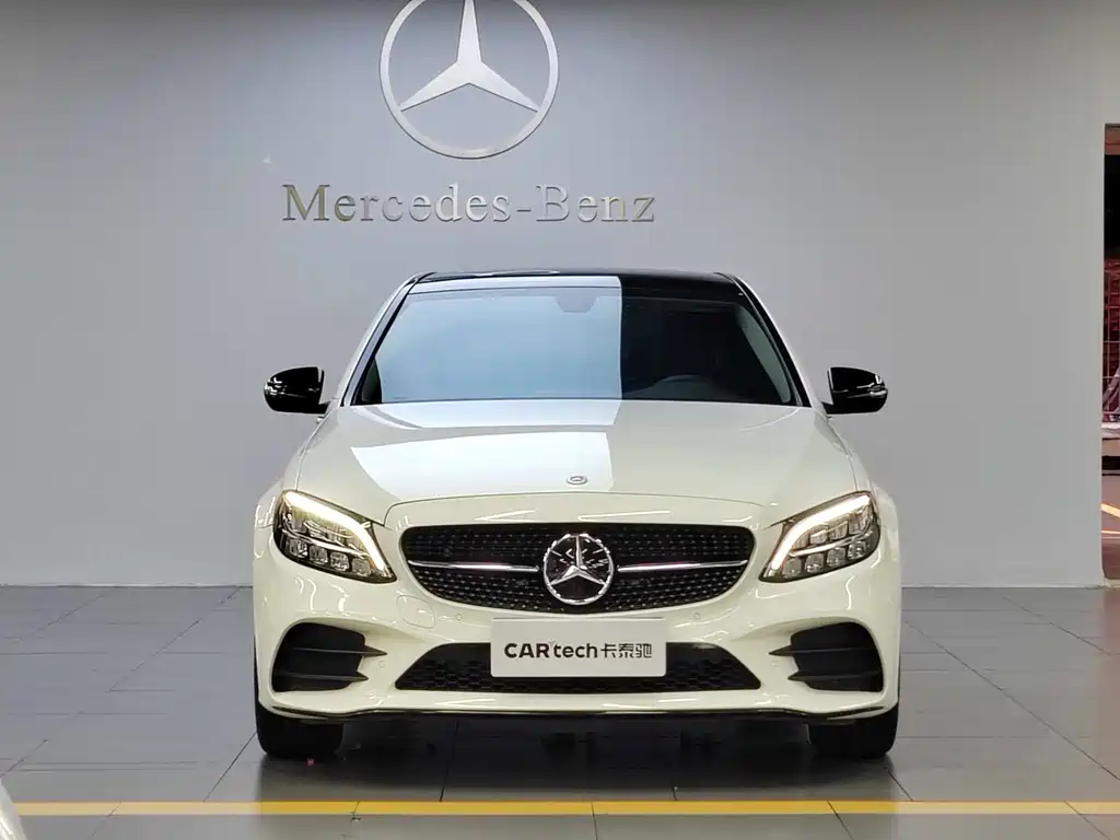 Mercedes-Benz C-Class — миниатюра 3