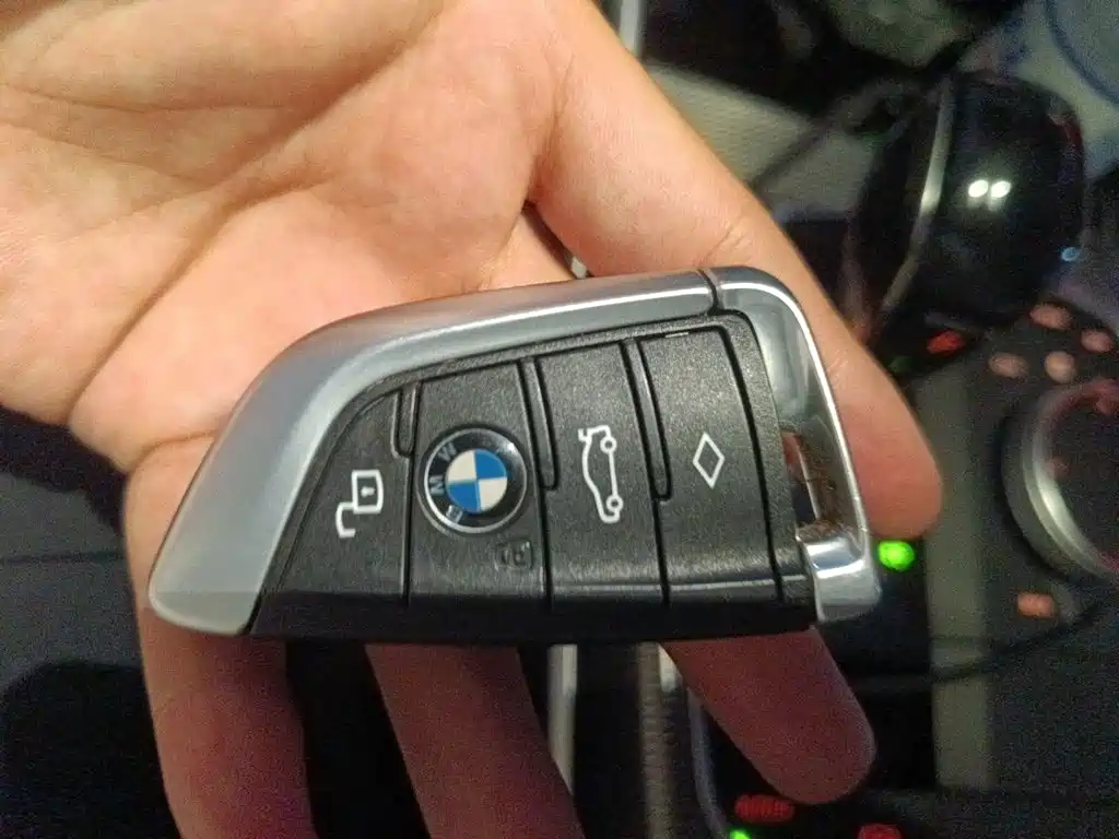 BMW 3 Series — миниатюра 12