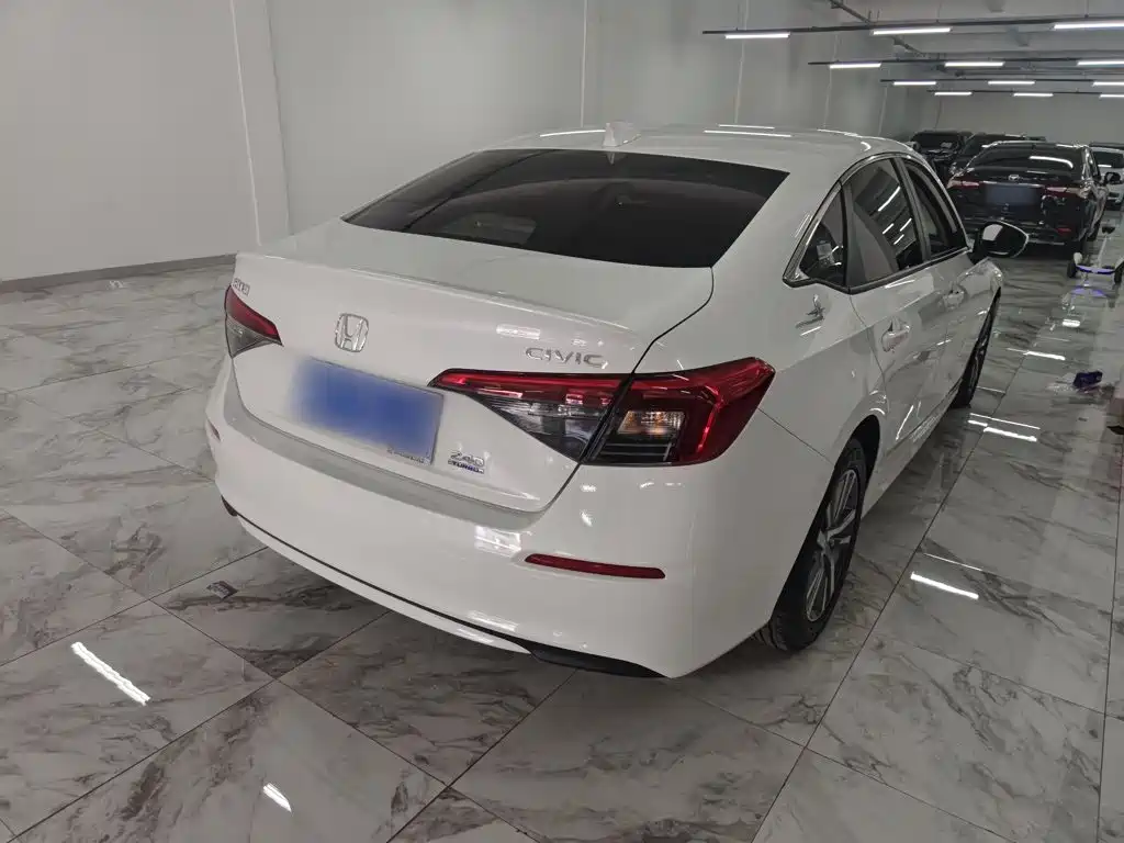 Honda Civic — миниатюра 4