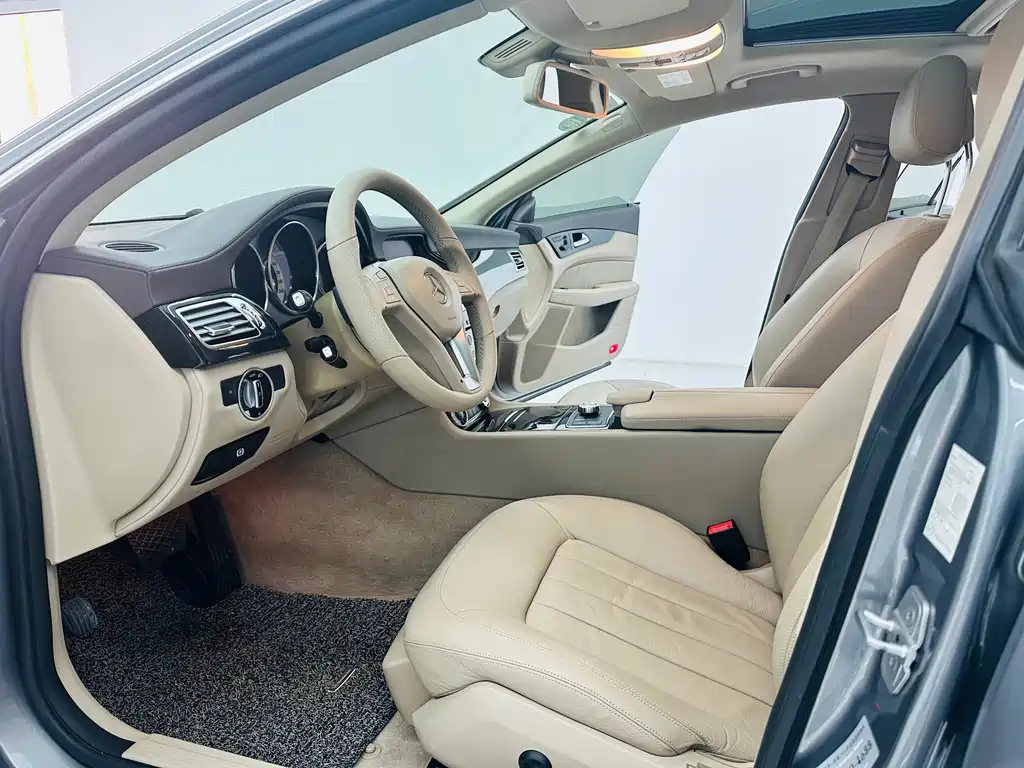 Mercedes-Benz CLS — миниатюра 8