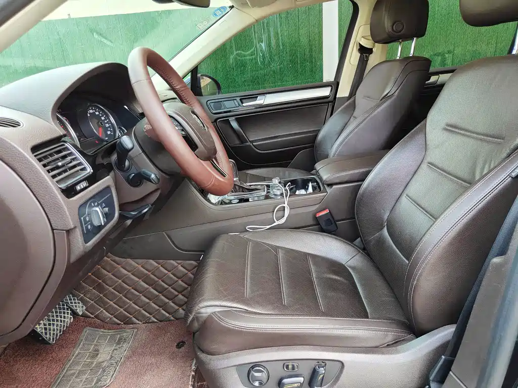 Volkswagen Touareg — миниатюра 4
