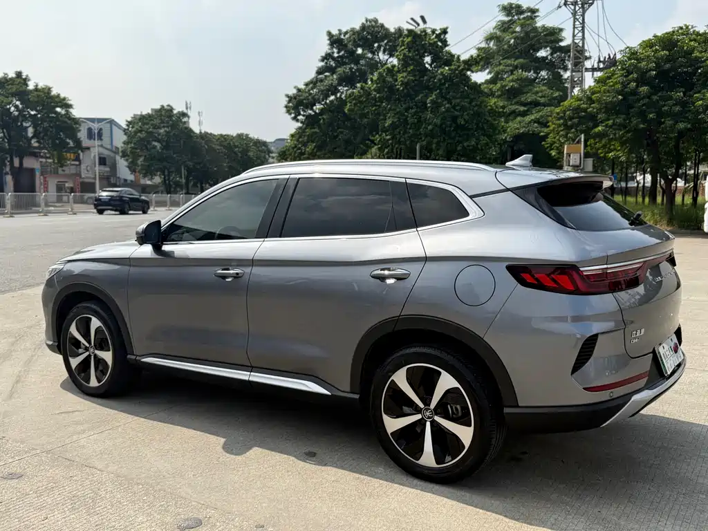 BYD PLUS New Energy — миниатюра 7