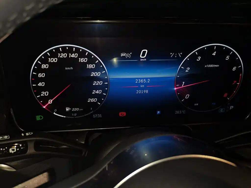 Mercedes-Benz GLC — миниатюра 5
