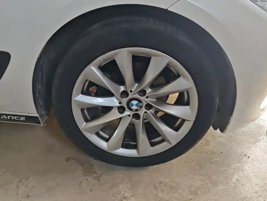 BMW 3 Series GT — миниатюра 6