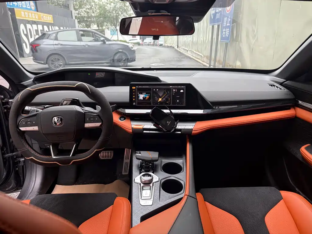 Changan UNI-V — миниатюра 5