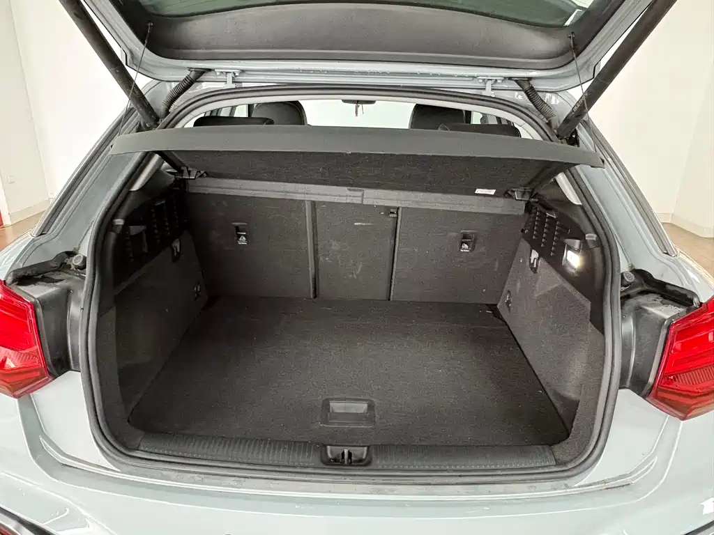 Audi Q2L e-tron 2022 Q2L e-tron Smart