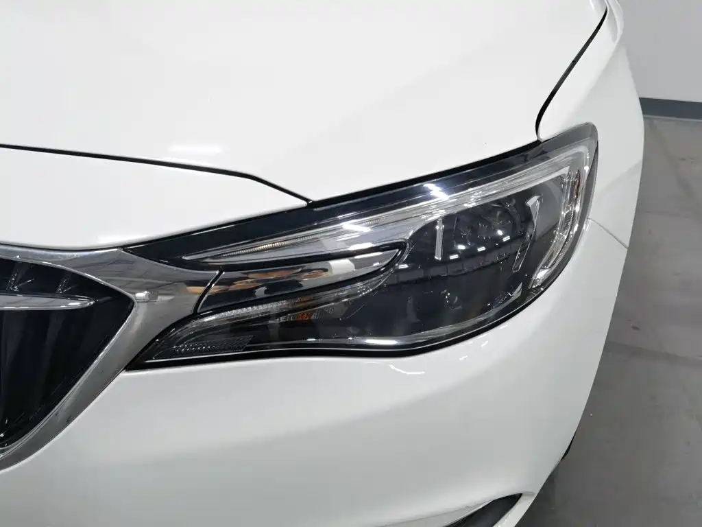 Buick Excelle — миниатюра 7