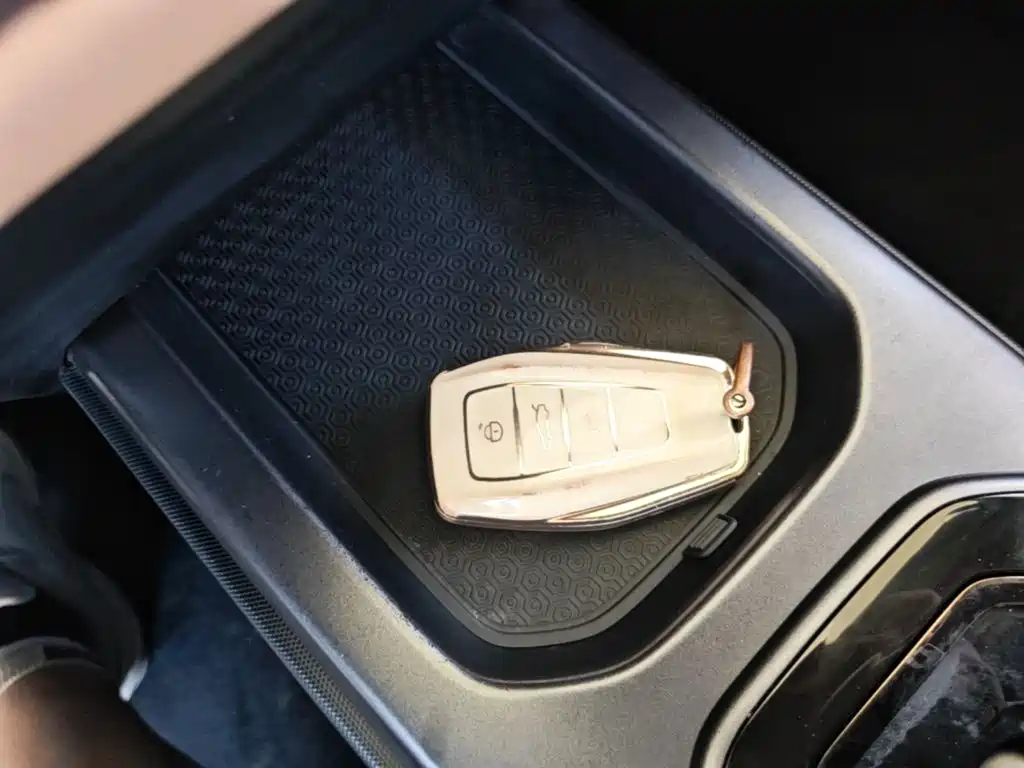 Geely Icon — миниатюра 9