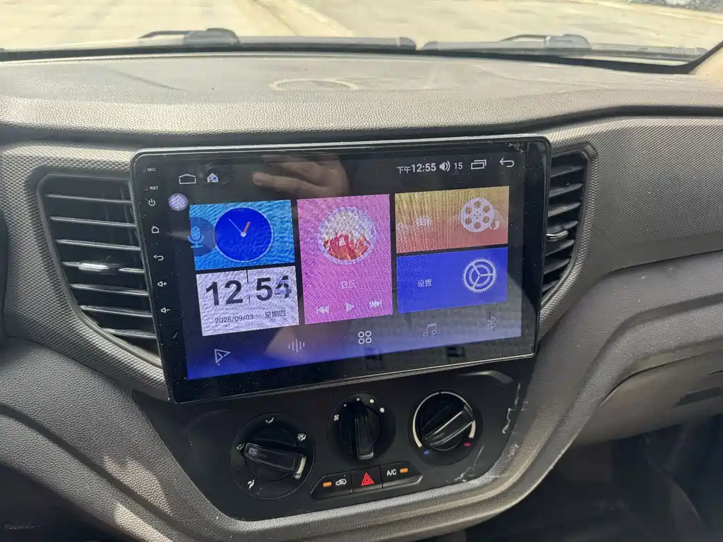 Wuling Hongguang V — миниатюра 13