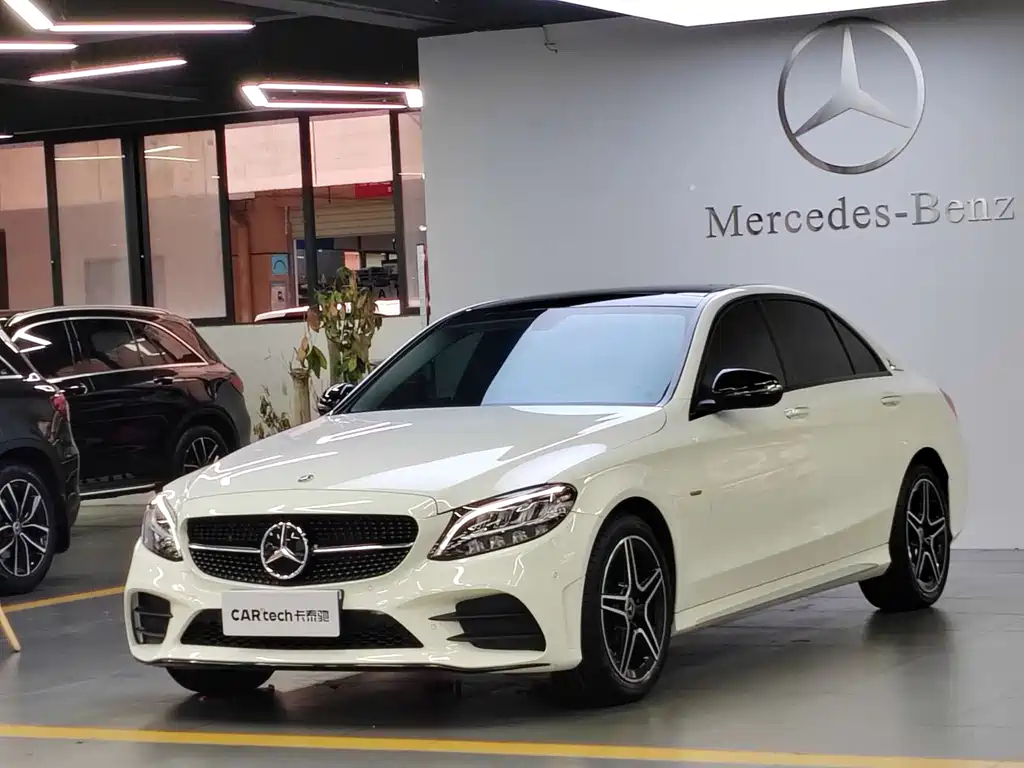 Mercedes-Benz C-Class — миниатюра 6