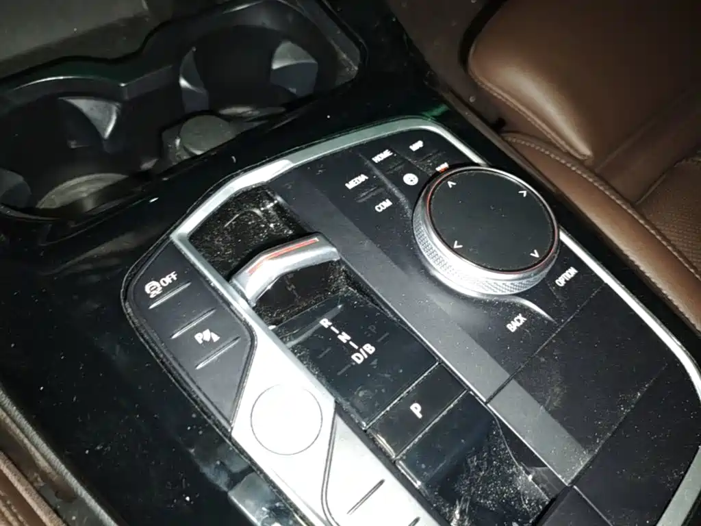 BMW iX3 — миниатюра 14
