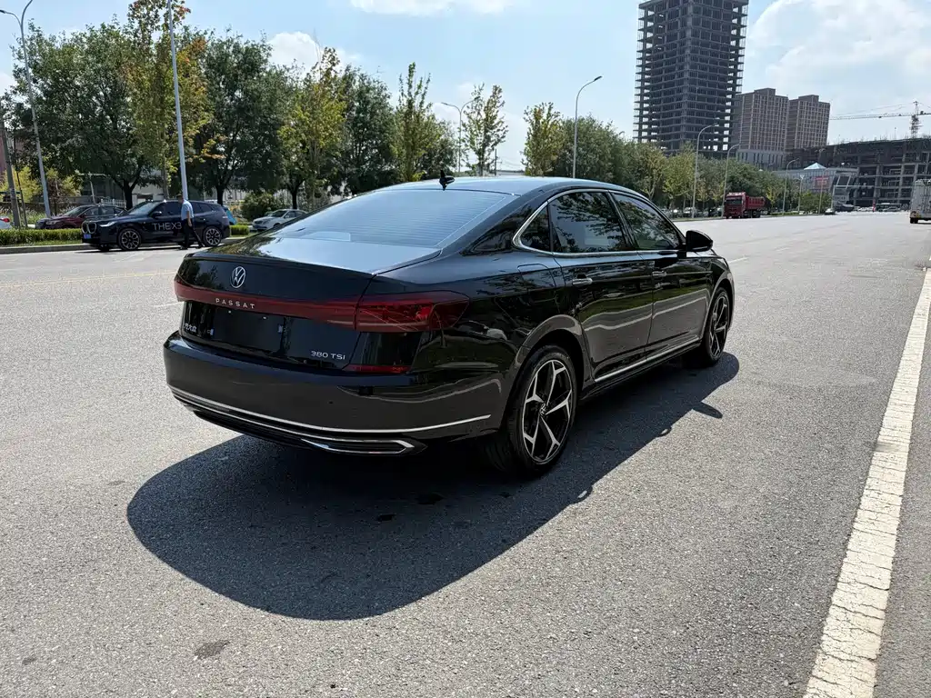 Volkswagen Passat — миниатюра 20