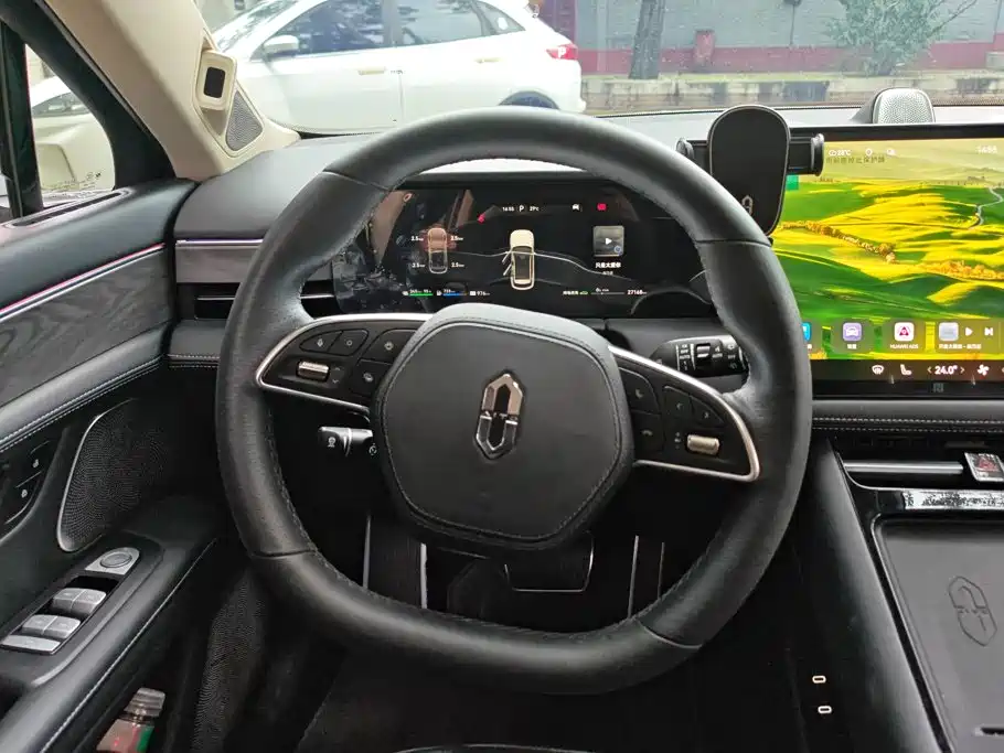 AITO Wenjie AITO M5 — миниатюра 15