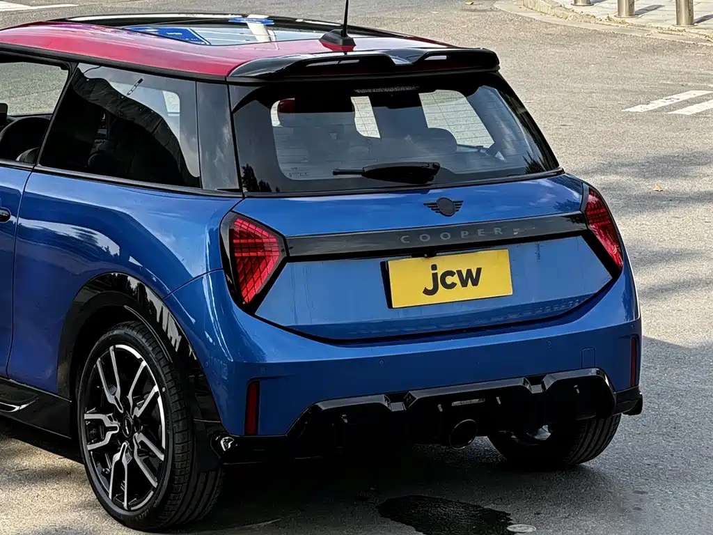 Mini JCW 2025 JOHN COOPER WORKS