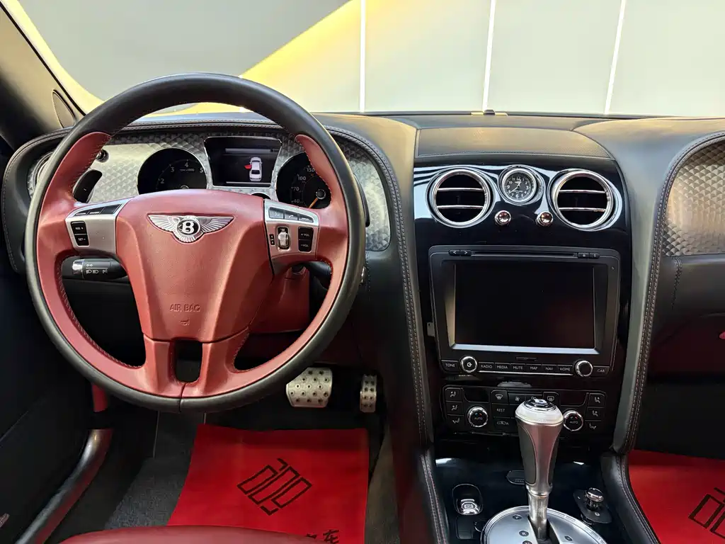 Bentley Flying Spur — миниатюра 25