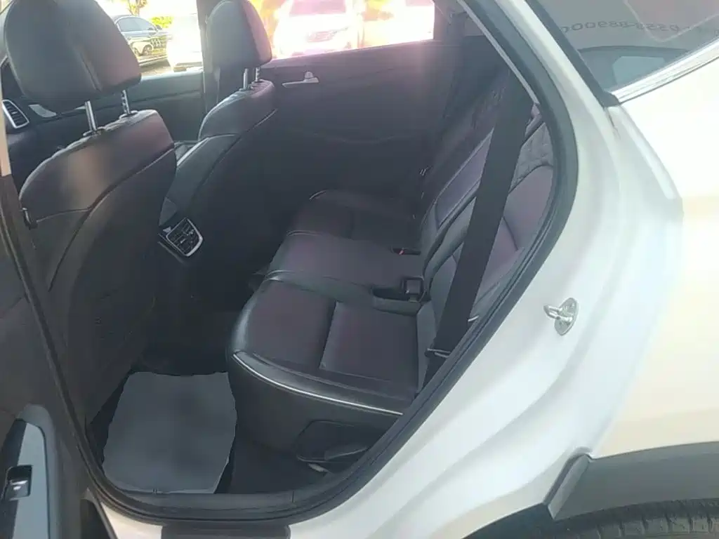 Hyundai Tucson — миниатюра 17