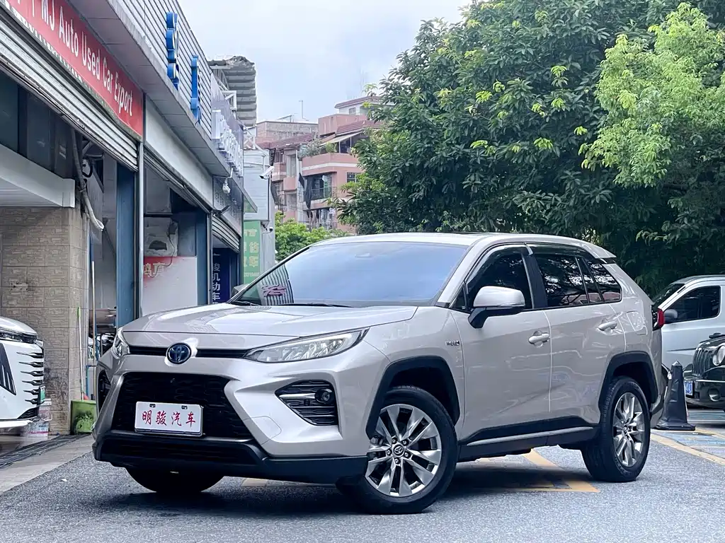 2023 Toyota RAV 4 - zdjęcie 1 z 28