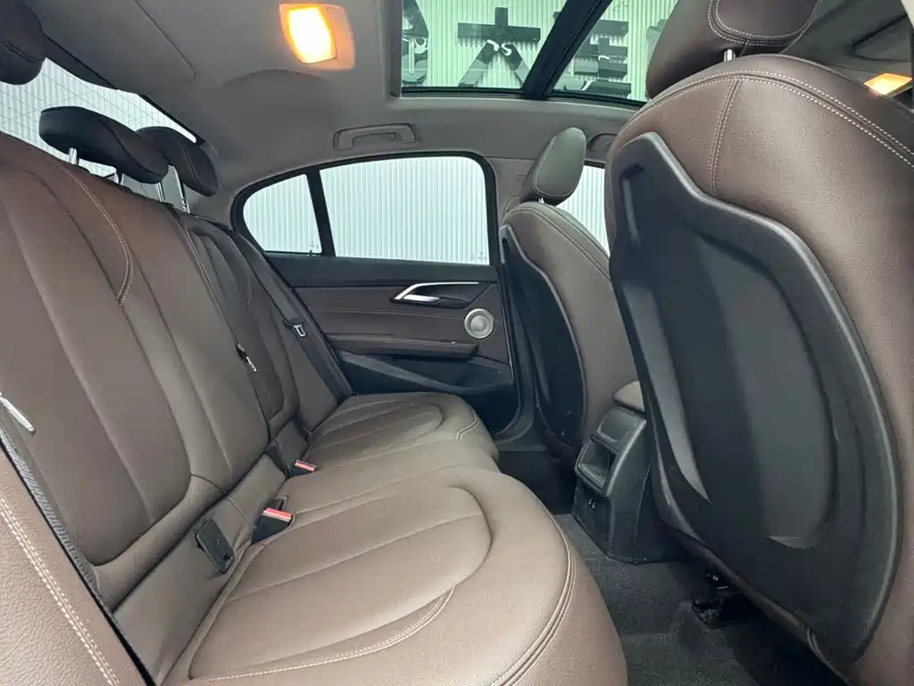 BMW 1 Series — миниатюра 16