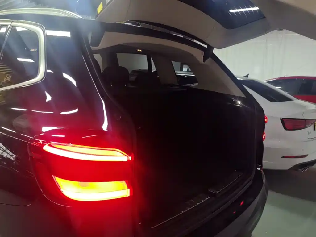 BMW X3 — миниатюра 19