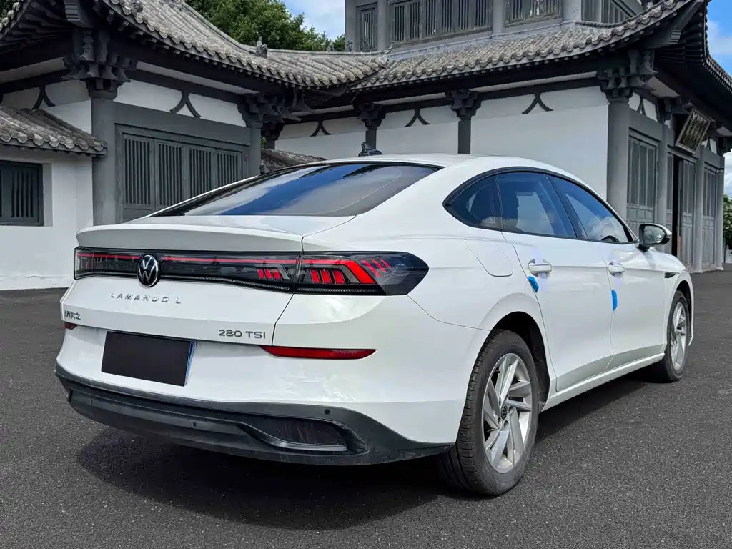 Volkswagen Lamando — миниатюра 6