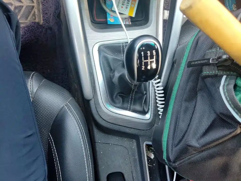 Geely Vision X3 — миниатюра 15
