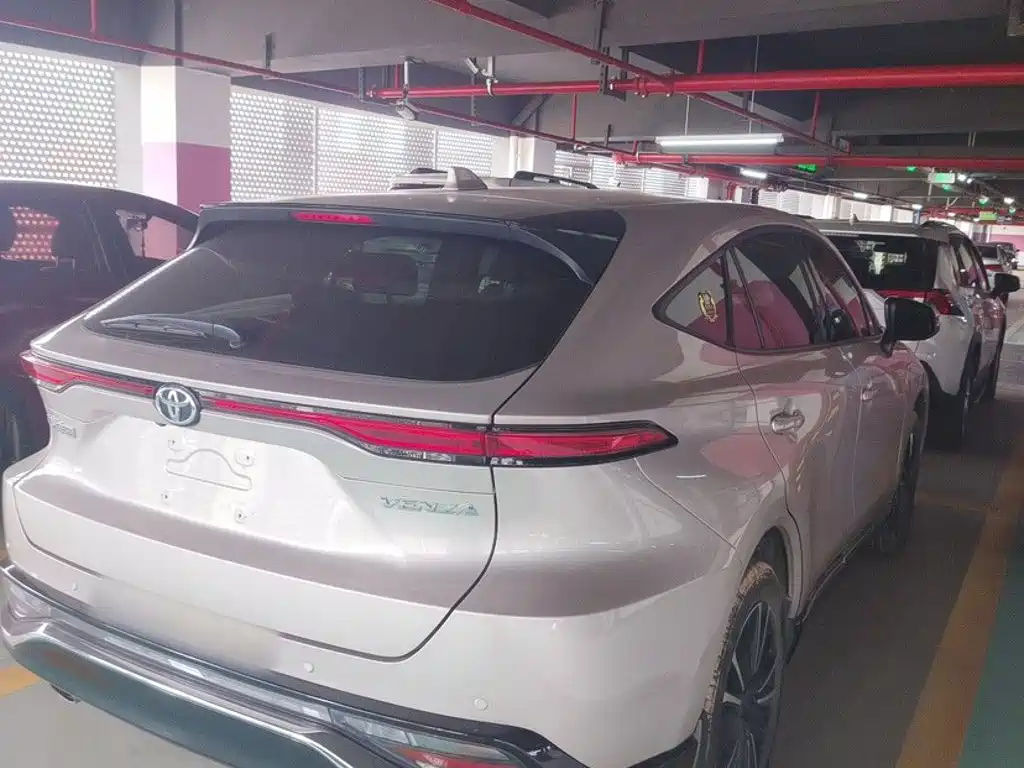 Toyota Venza — миниатюра 25