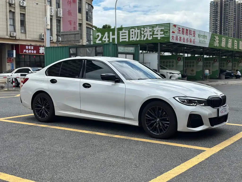 BMW 3 Series — миниатюра 3