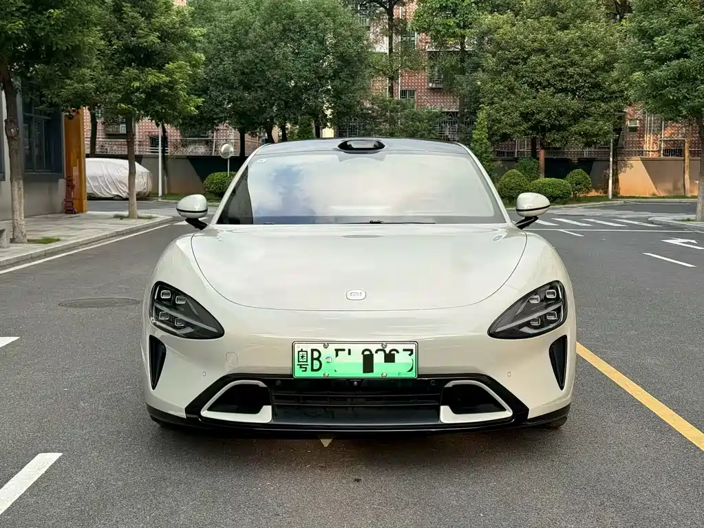 Xiaomi SU7 — миниатюра 2