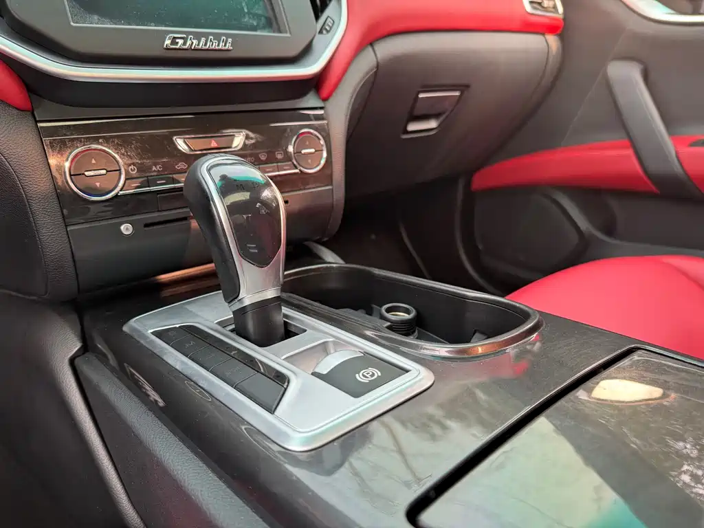 Maserati Ghibli — миниатюра 9