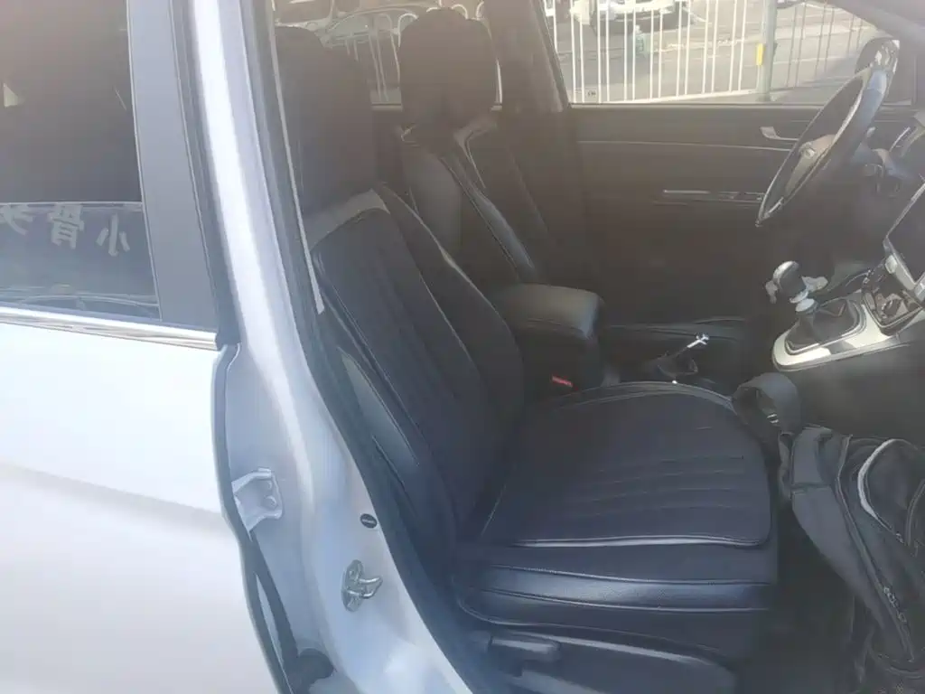 Haval M6 — миниатюра 25