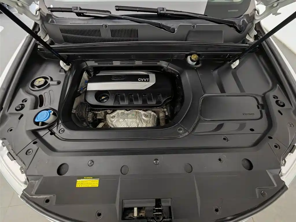 Geely Boyue 2016 2.0L MT