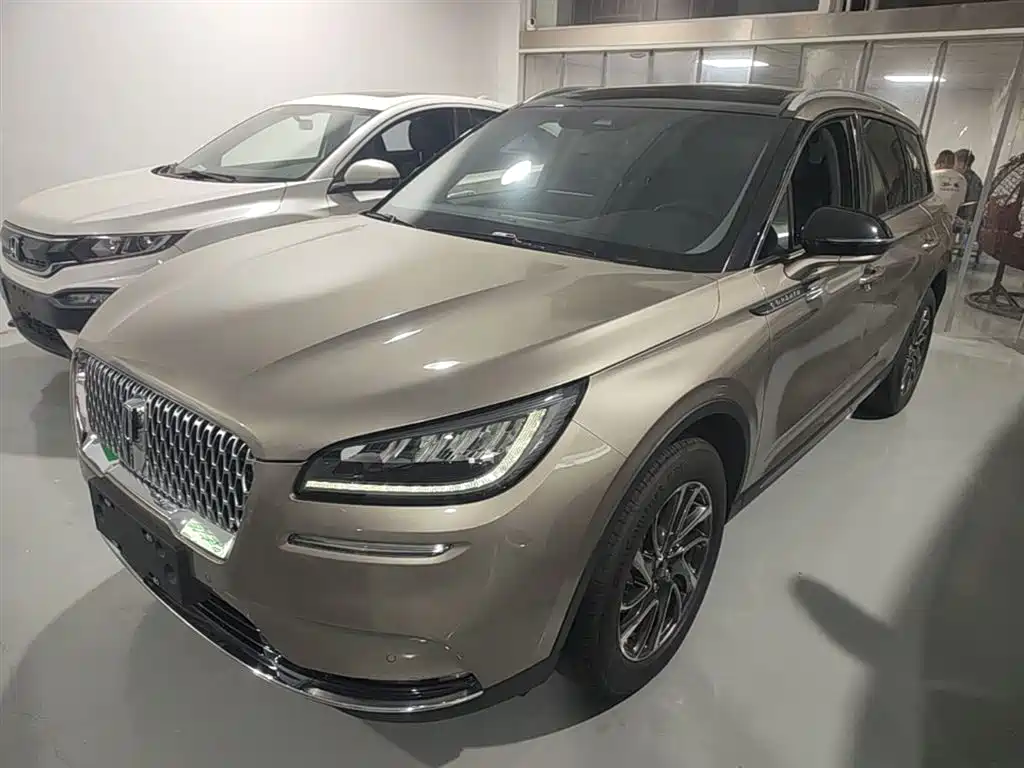 Купить Lincoln Corsair
