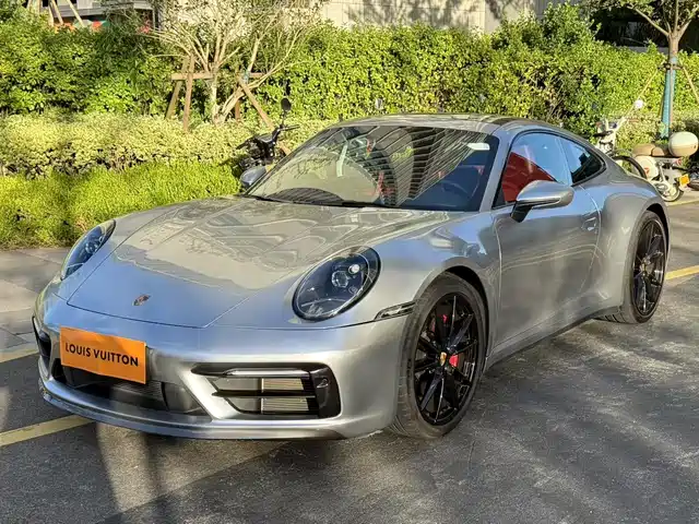 PORSCHE  911 2023