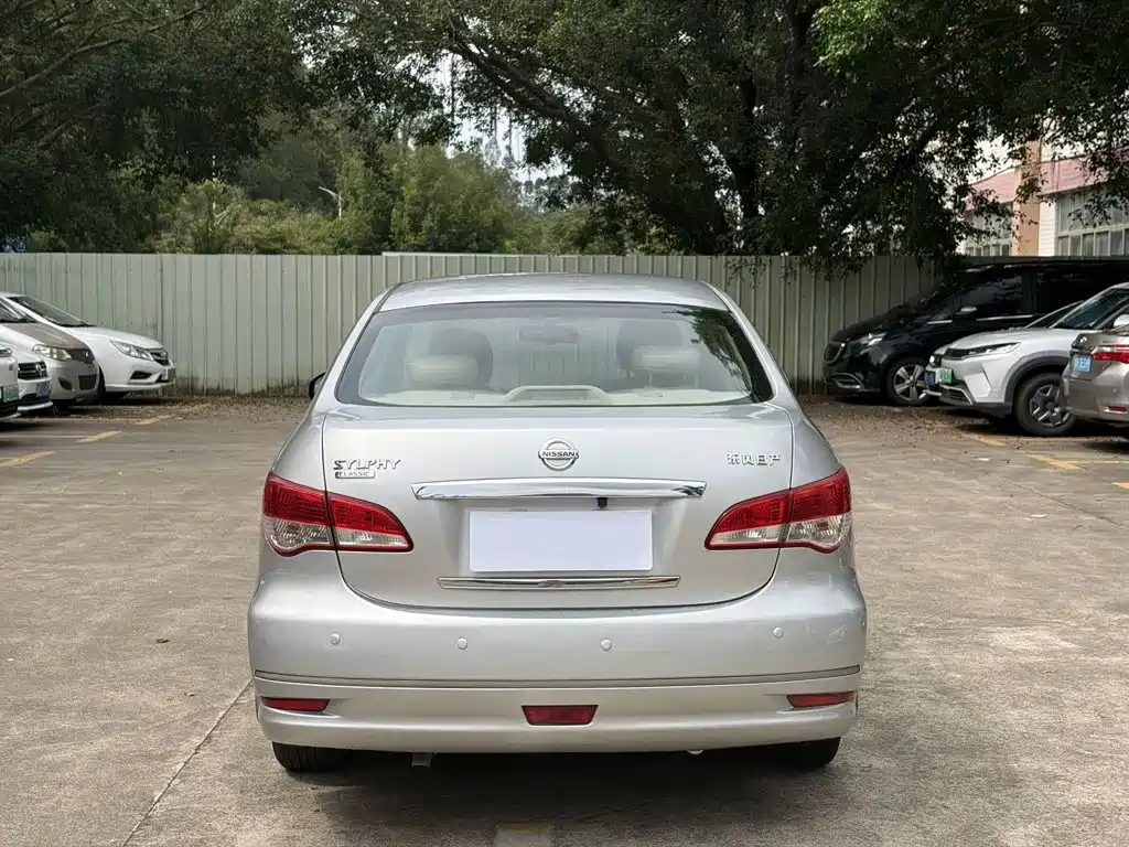 Nissan Sylphy — миниатюра 8