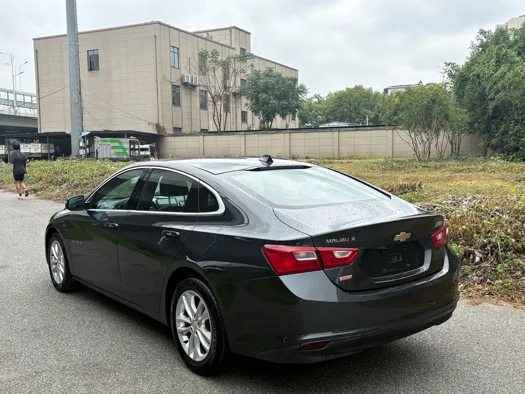 Chevrolet Malibu XL — миниатюра 5
