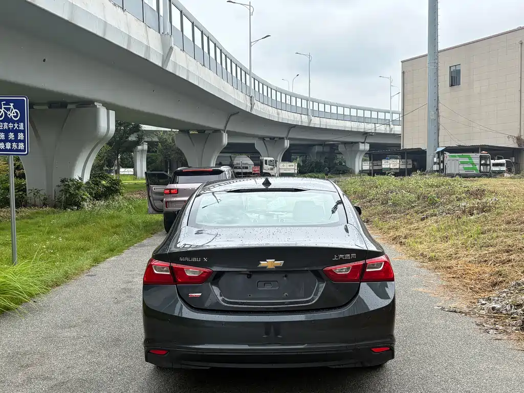 Chevrolet Malibu XL — миниатюра 6
